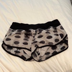 Lulumeon size 4 speed ups 2.5 inch